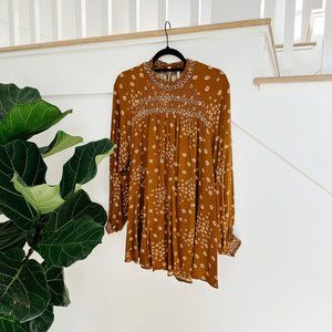 Free People Flowers in Her Hair Smock Detail Tunic Top Size L